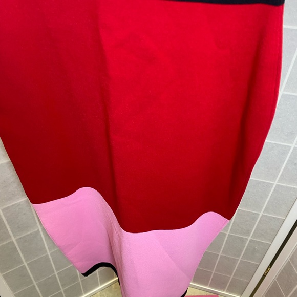 Diane Von Furstenberg Tan Top with Black Trim - Picture 9 of 10